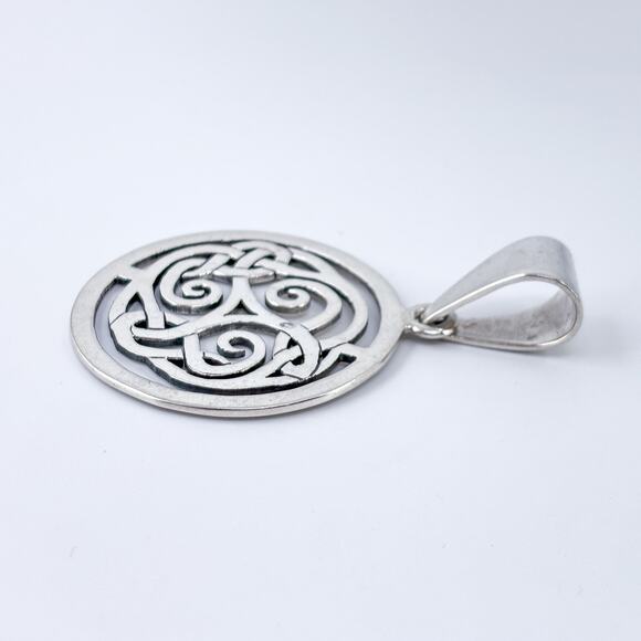 Sterling Silver Silpada Celtic Knot Pendant | Large Round Celtic Knot | Vintage - Picture 3 of 7